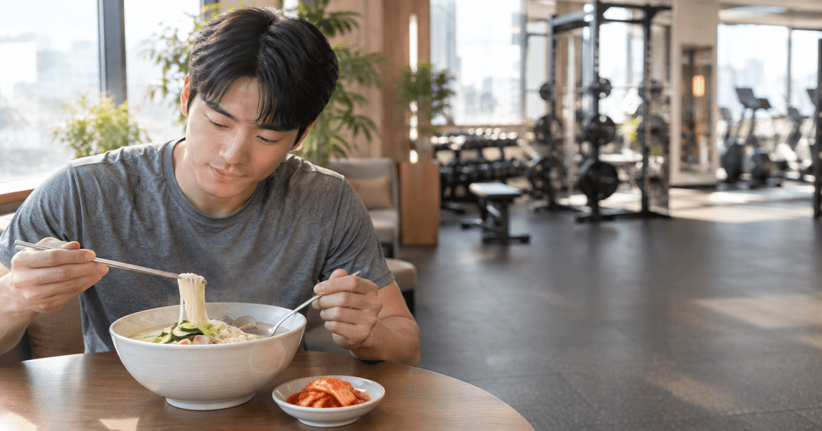 칼국수 칼로리: 한 그릇 500~550kcal, 다이어트 중 먹는 법